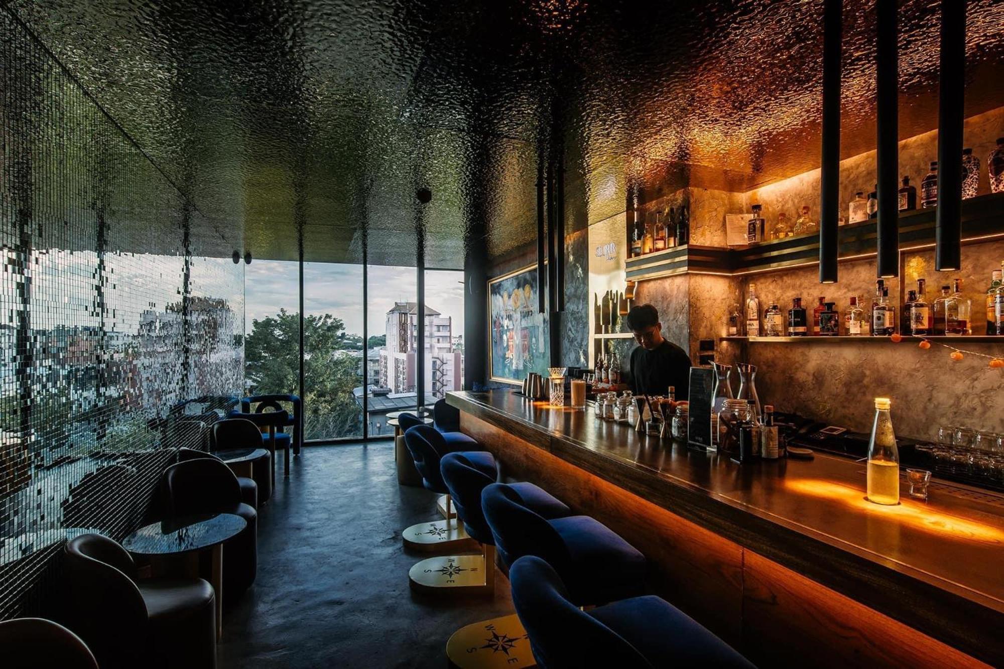 Art Mai Gallery Nimman Hotel Chiang Mai Exterior foto The bar at the 10th floor